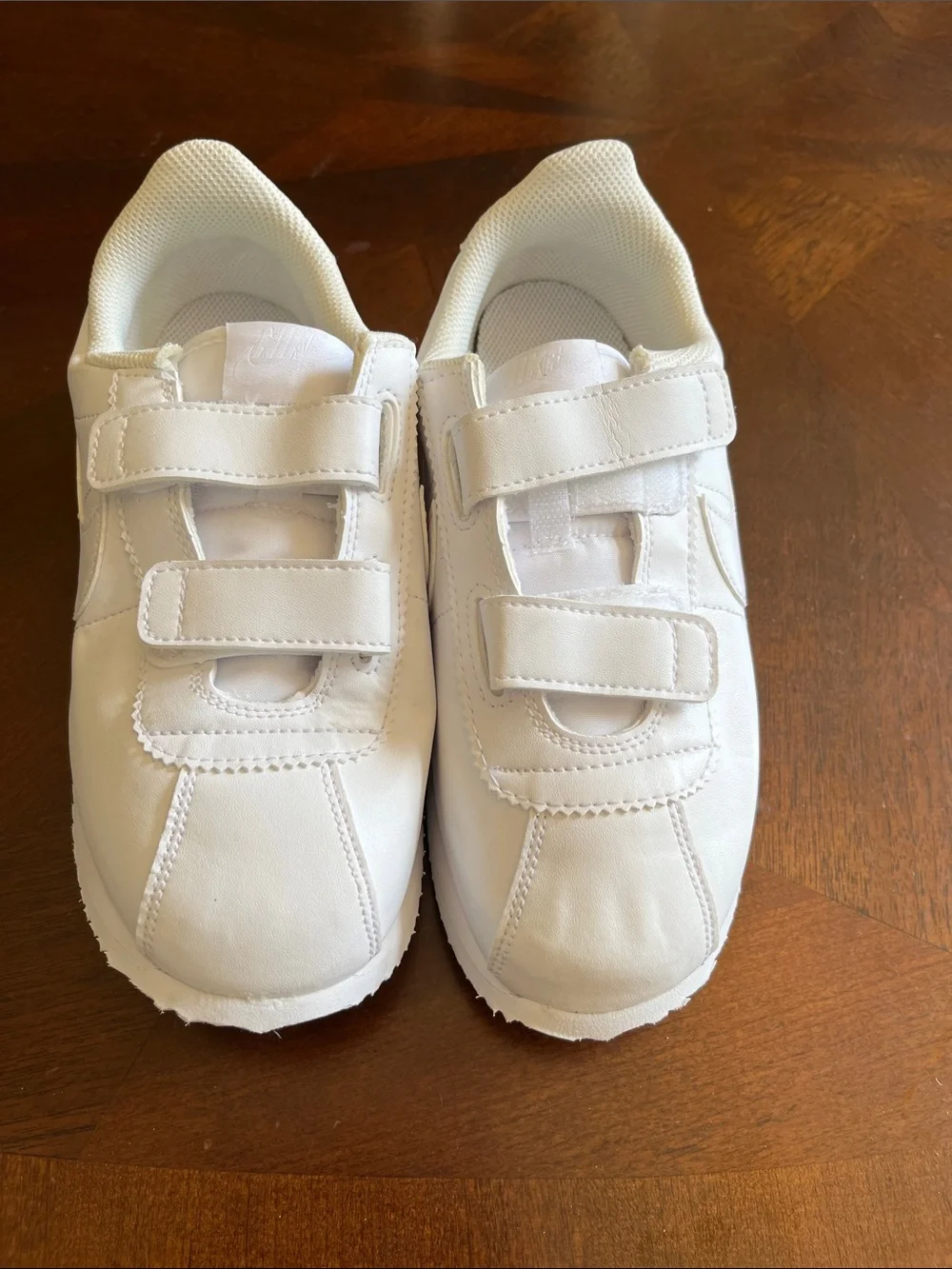 Nike Kids White Velcro Sneakers
